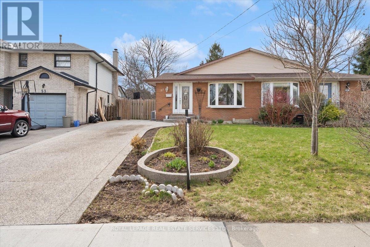 57 ELORA DRIVE, Hamilton, Ontario