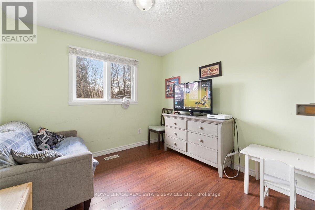 57 Elora Drive, Hamilton, Ontario  L9C 6T4 - Photo 19 - X12964088