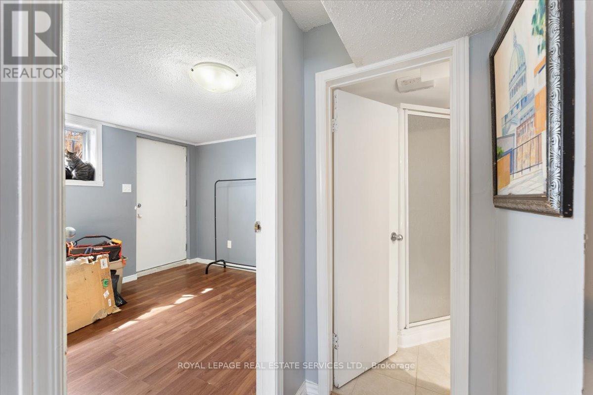 57 Elora Drive, Hamilton, Ontario  L9C 6T4 - Photo 26 - X12964088