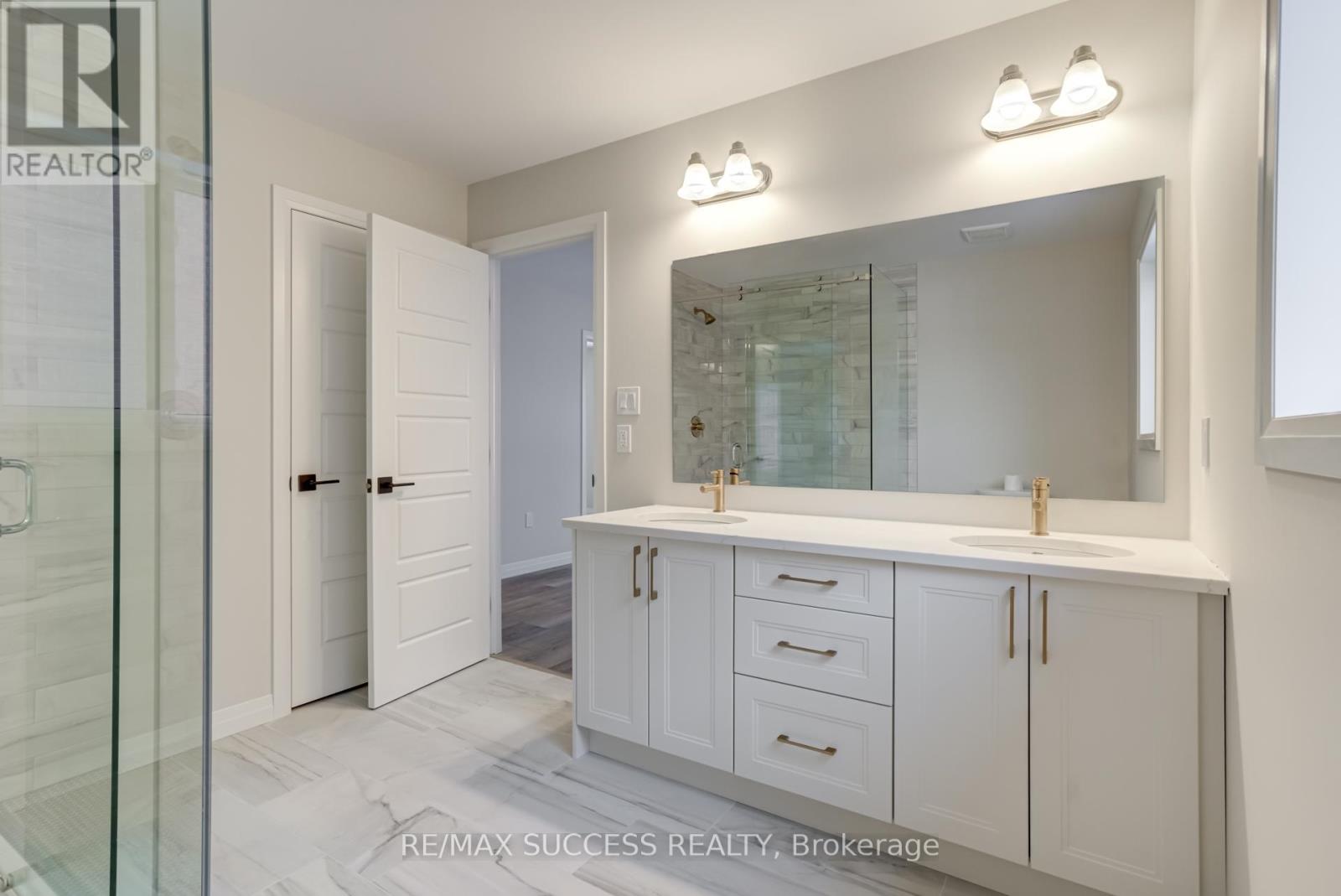 147 Siebert Avenue, Kitchener, Ontario  N2C 2M1 - Photo 28 - X12964138