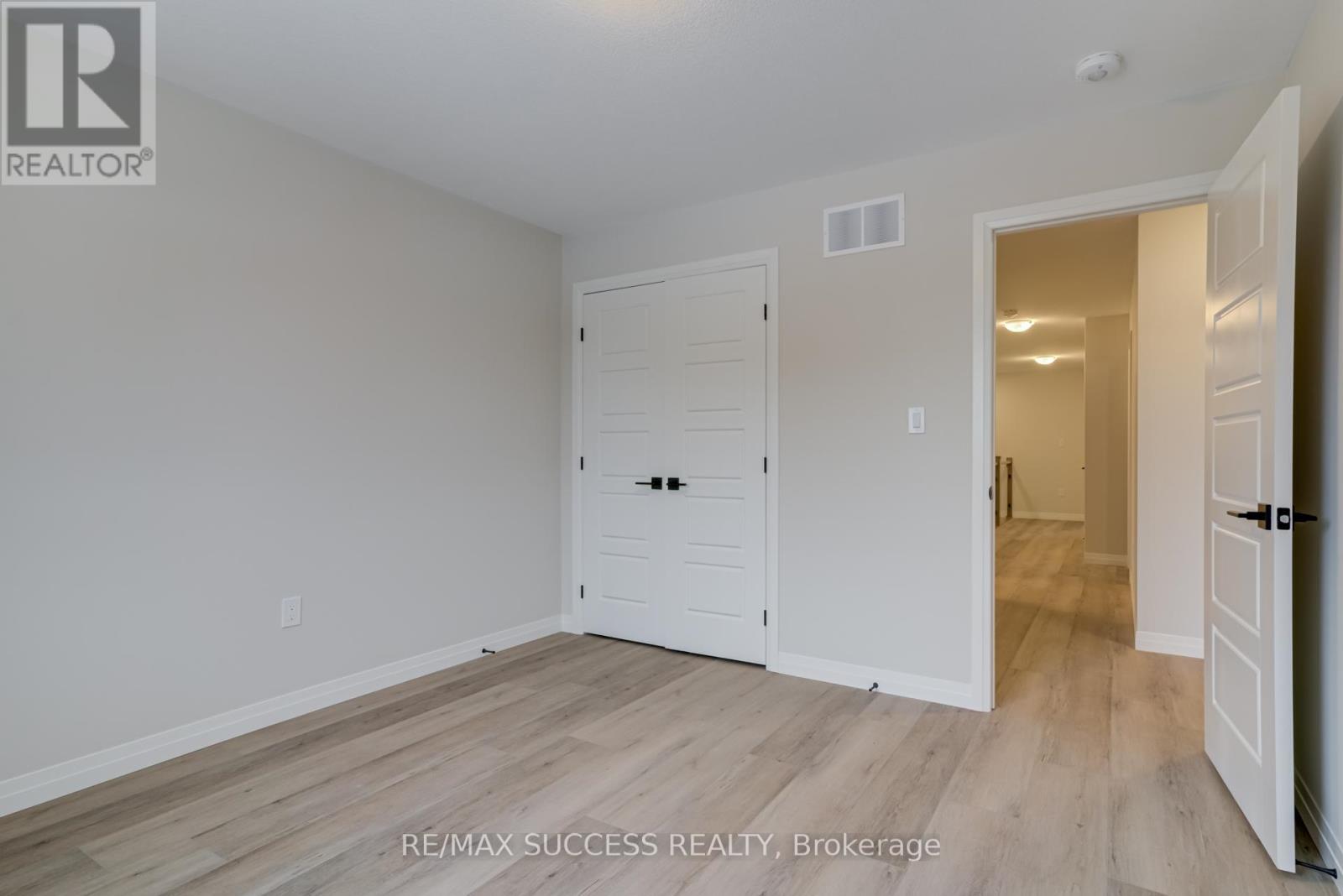 147 Siebert Avenue, Kitchener, Ontario  N2C 2M1 - Photo 34 - X12964138