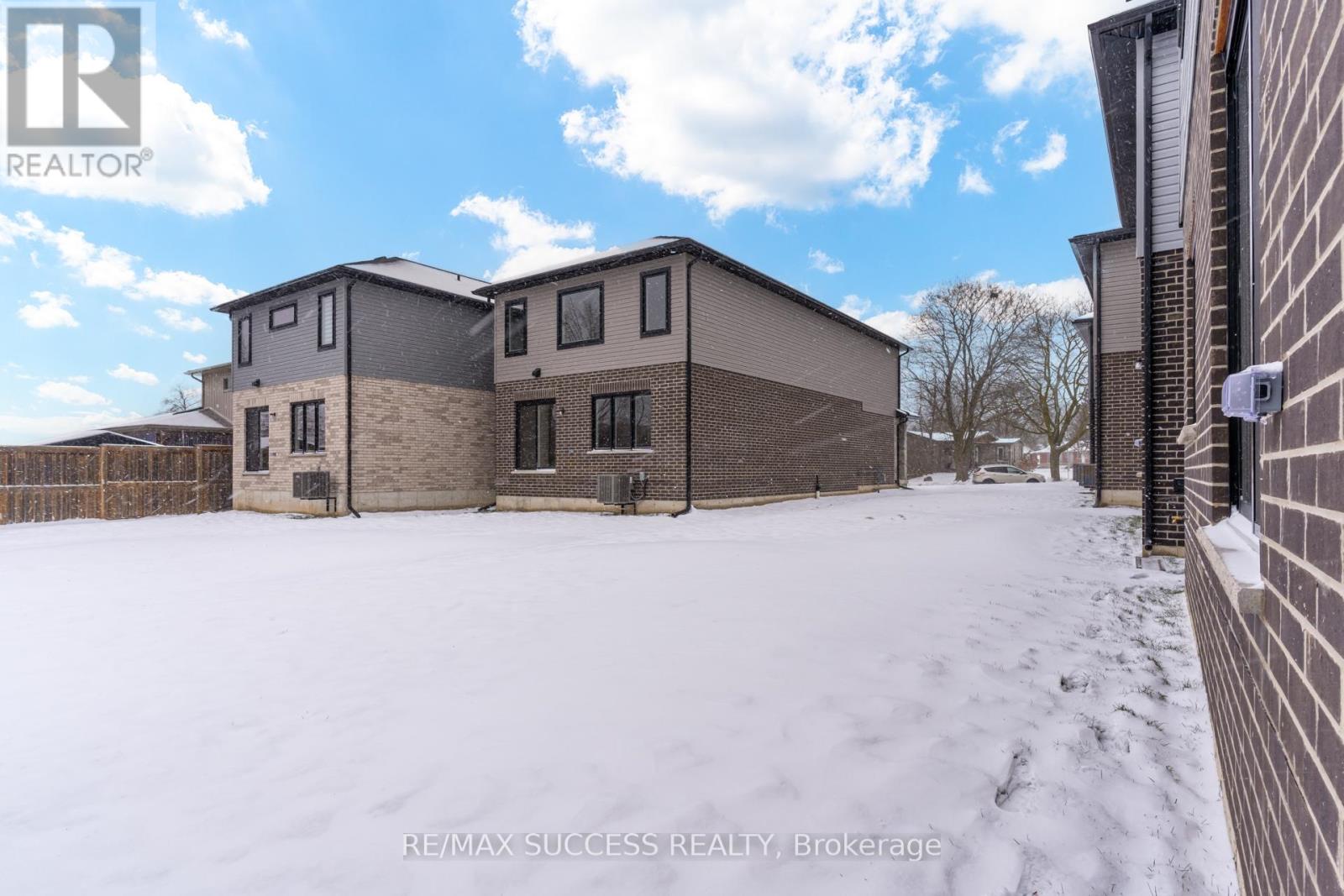 147 Siebert Avenue, Kitchener, Ontario  N2C 2M1 - Photo 47 - X12964138