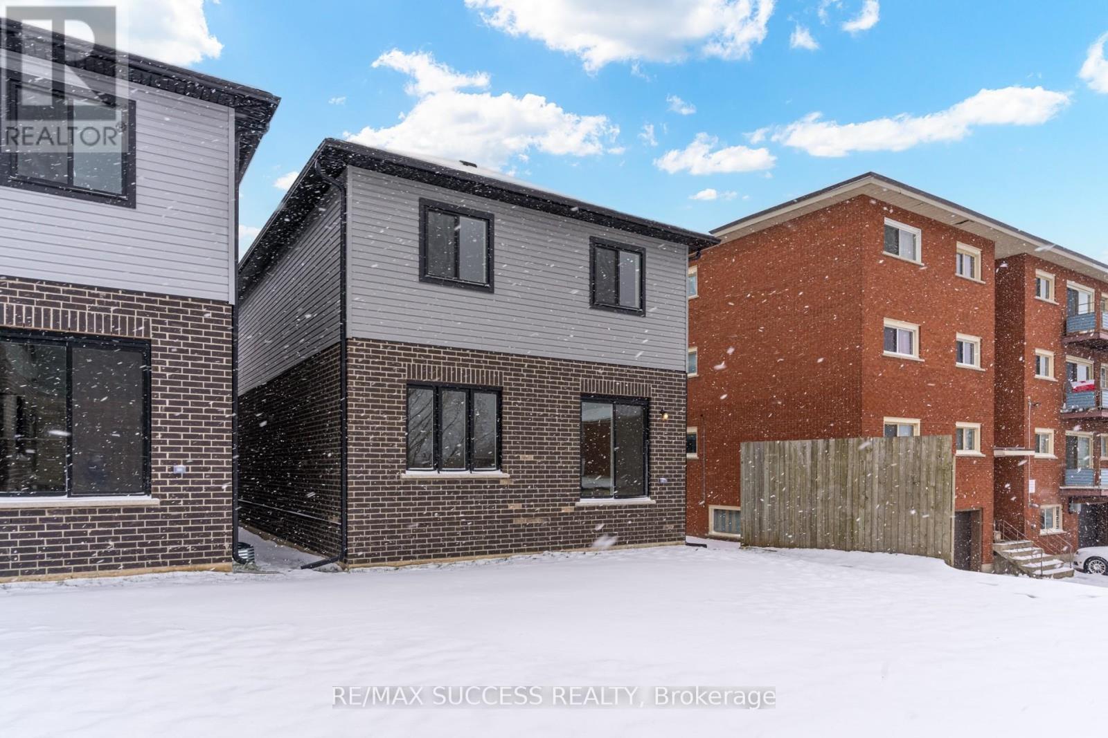 147 Siebert Avenue, Kitchener, Ontario  N2C 2M1 - Photo 50 - X12964138