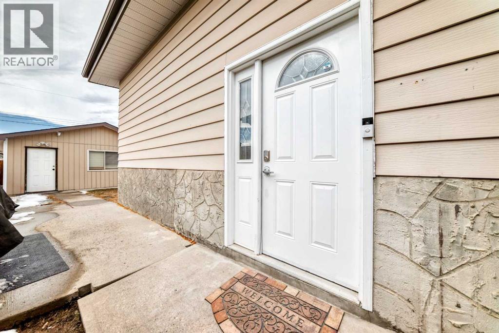 52a Queen Alexandra Close SE, Calgary, Alberta  T2J 3P8 - Photo 34 - A2286786