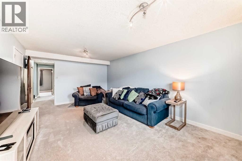 52a Queen Alexandra Close SE, Calgary, Alberta  T2J 3P8 - Photo 24 - A2286786