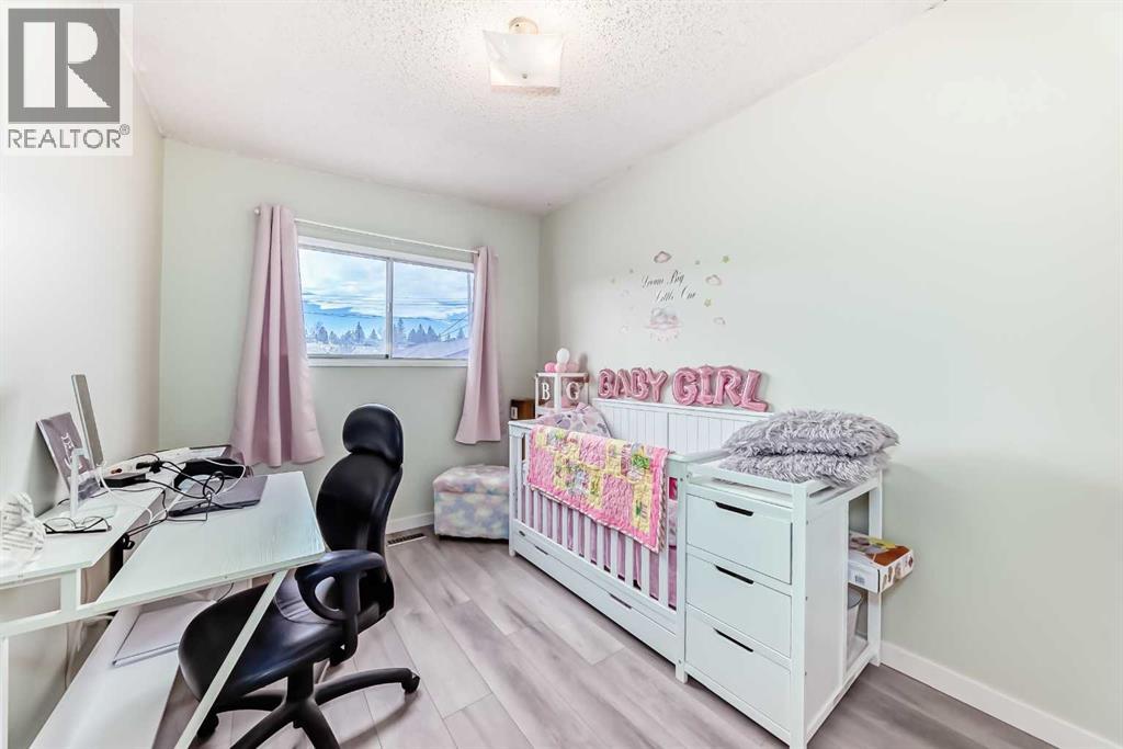 52a Queen Alexandra Close SE, Calgary, Alberta  T2J 3P8 - Photo 20 - A2286786