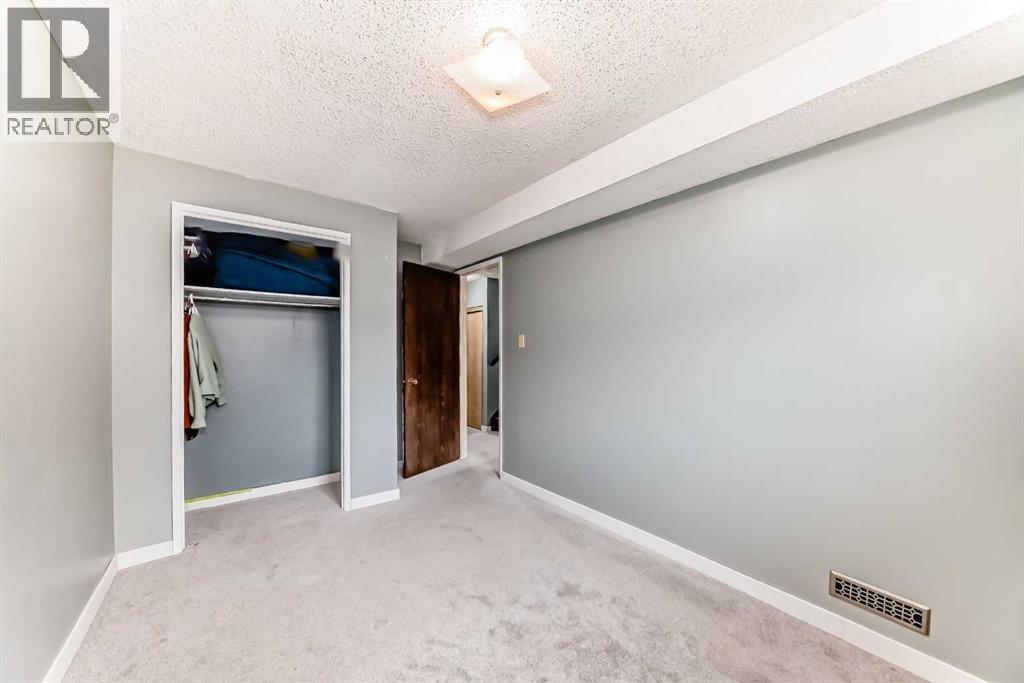 52a Queen Alexandra Close SE, Calgary, Alberta  T2J 3P8 - Photo 29 - A2286786