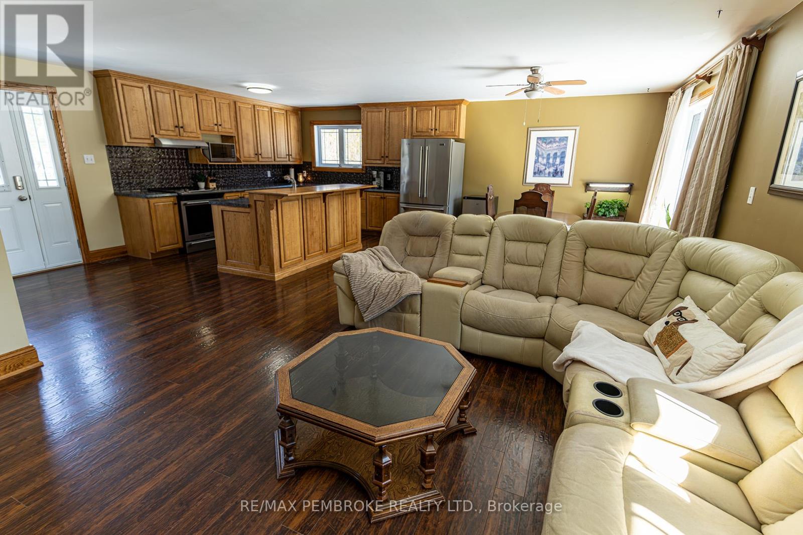 1718 Black Bay Road, Petawawa, Ontario  K8H 2W8 - Photo 14 - X12964222