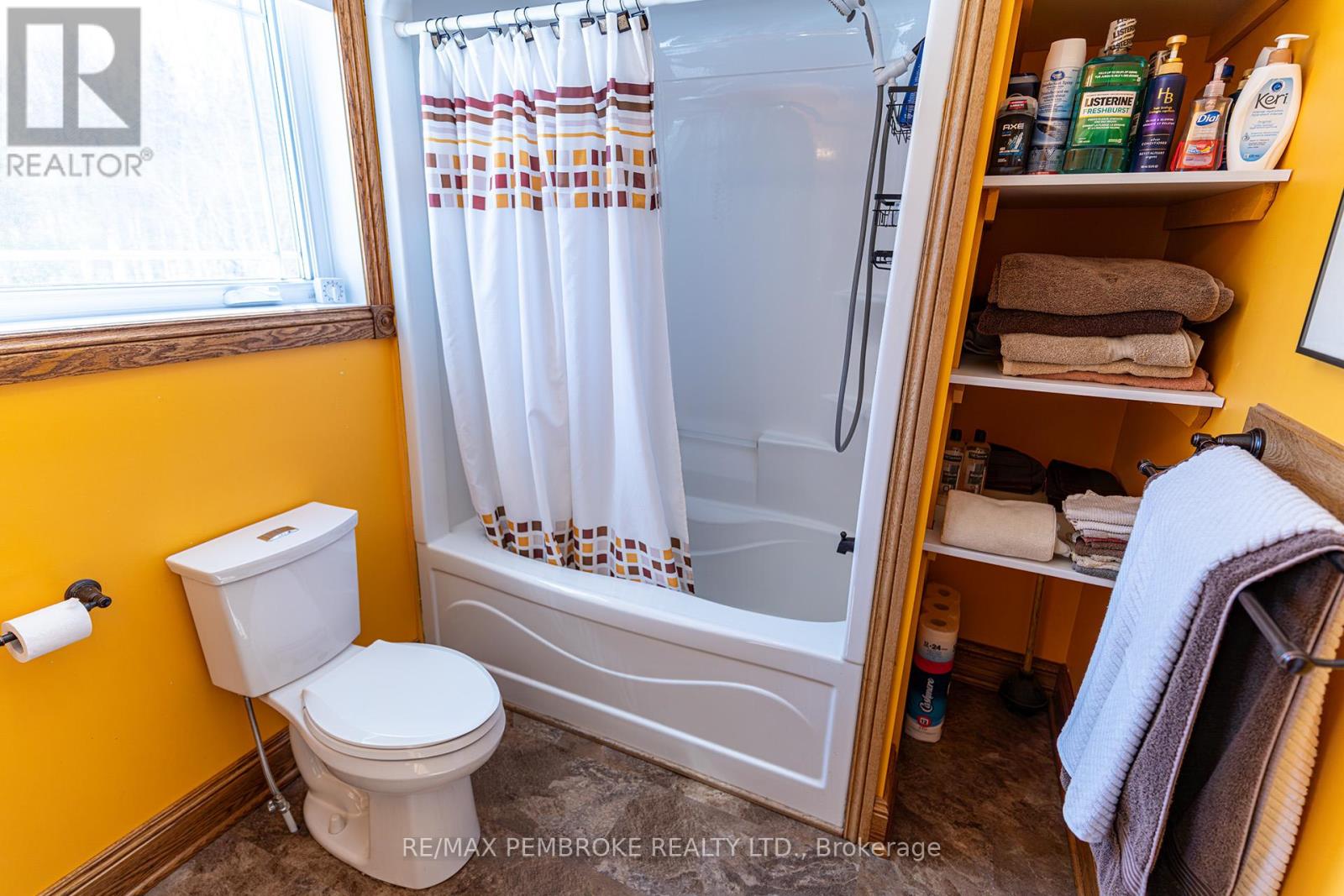 1718 Black Bay Road, Petawawa, Ontario  K8H 2W8 - Photo 21 - X12964222