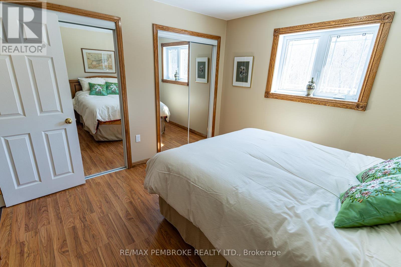 1718 Black Bay Road, Petawawa, Ontario  K8H 2W8 - Photo 23 - X12964222