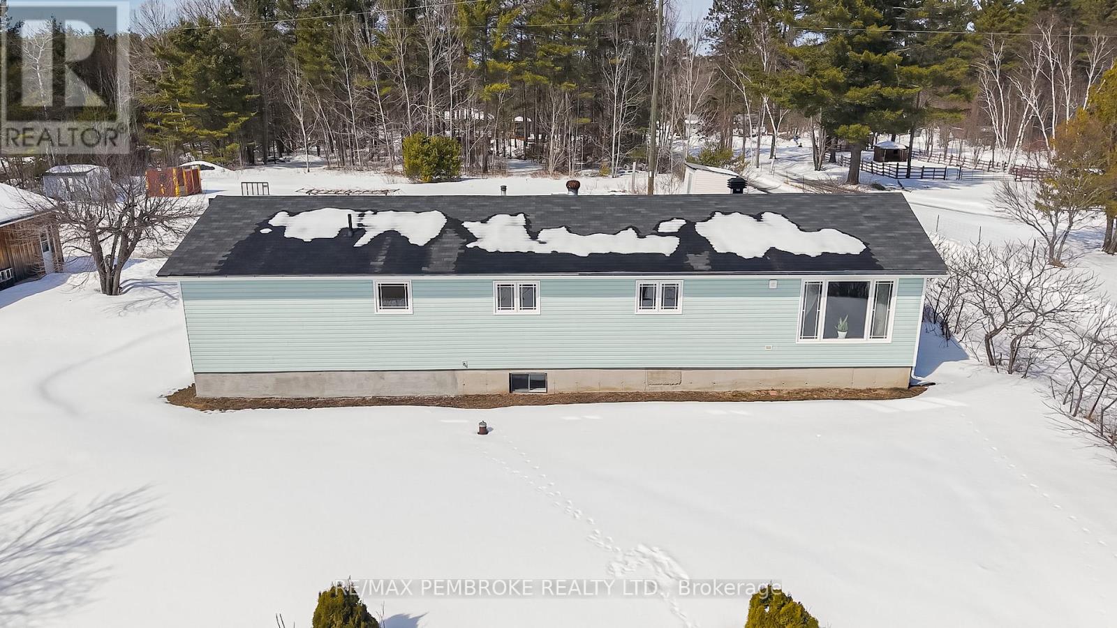 1718 Black Bay Road, Petawawa, Ontario  K8H 2W8 - Photo 42 - X12964222
