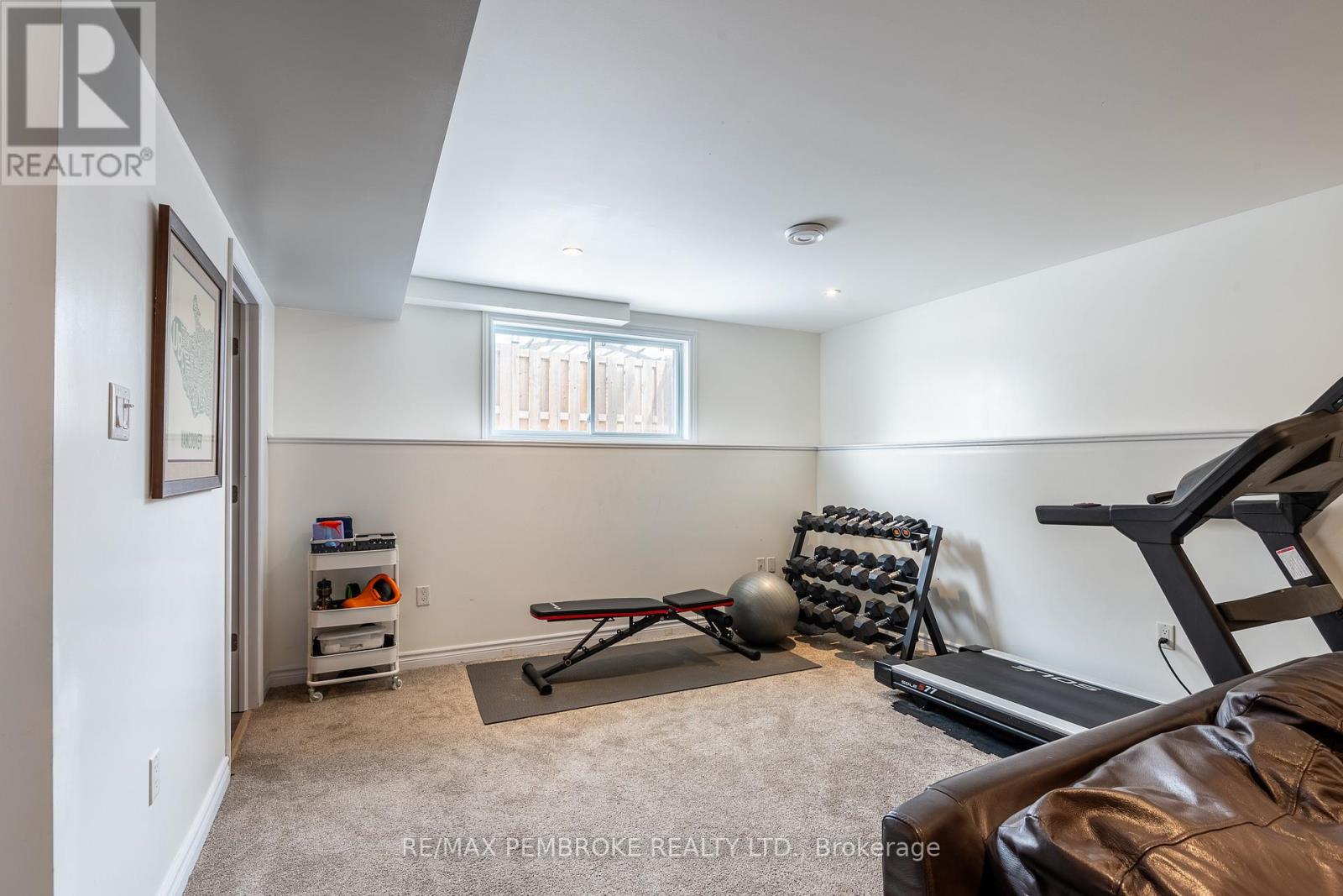 17 Dustin Drive, Petawawa, Ontario  K8H 0G3 - Photo 33 - X12964244