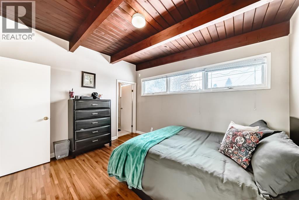 19 Meadowview Road SW, Calgary, Alberta  T2V 1V9 - Photo 16 - A2299309