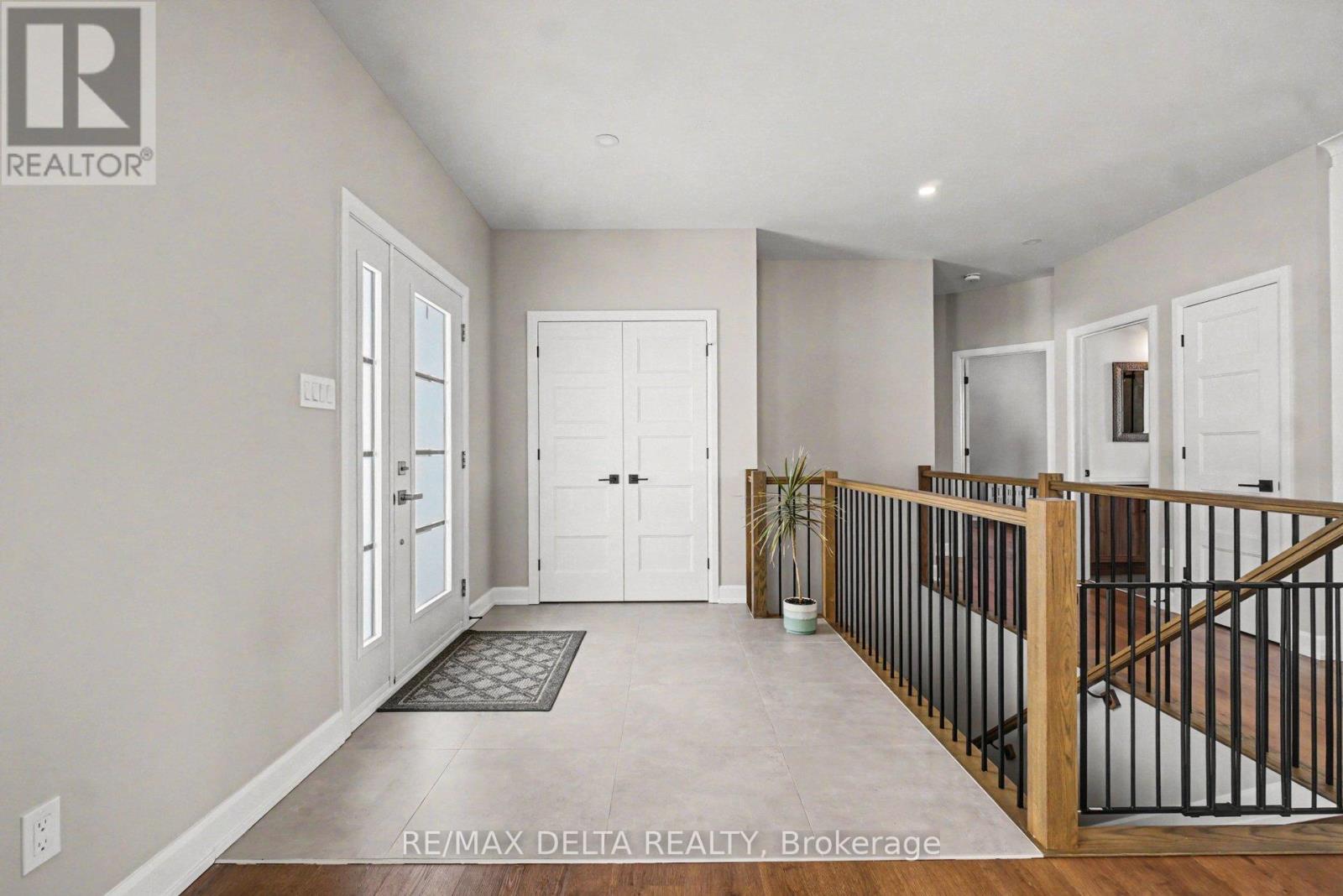 121 County Rd 19 Road, Alfred And Plantagenet, Ontario  K0A 3K0 - Photo 5 - X12964292