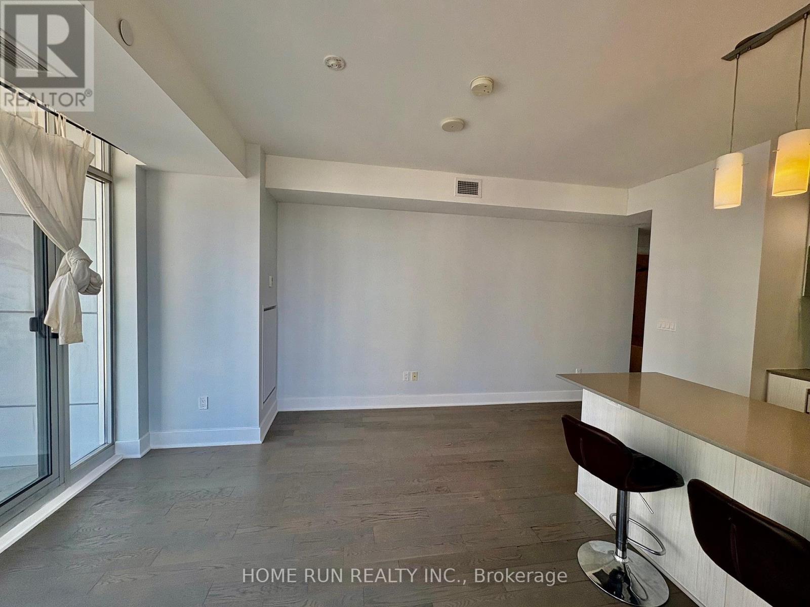 3 - 255 Bay Street, Ottawa, Ontario  K1R 0C5 - Photo 10 - X12964618