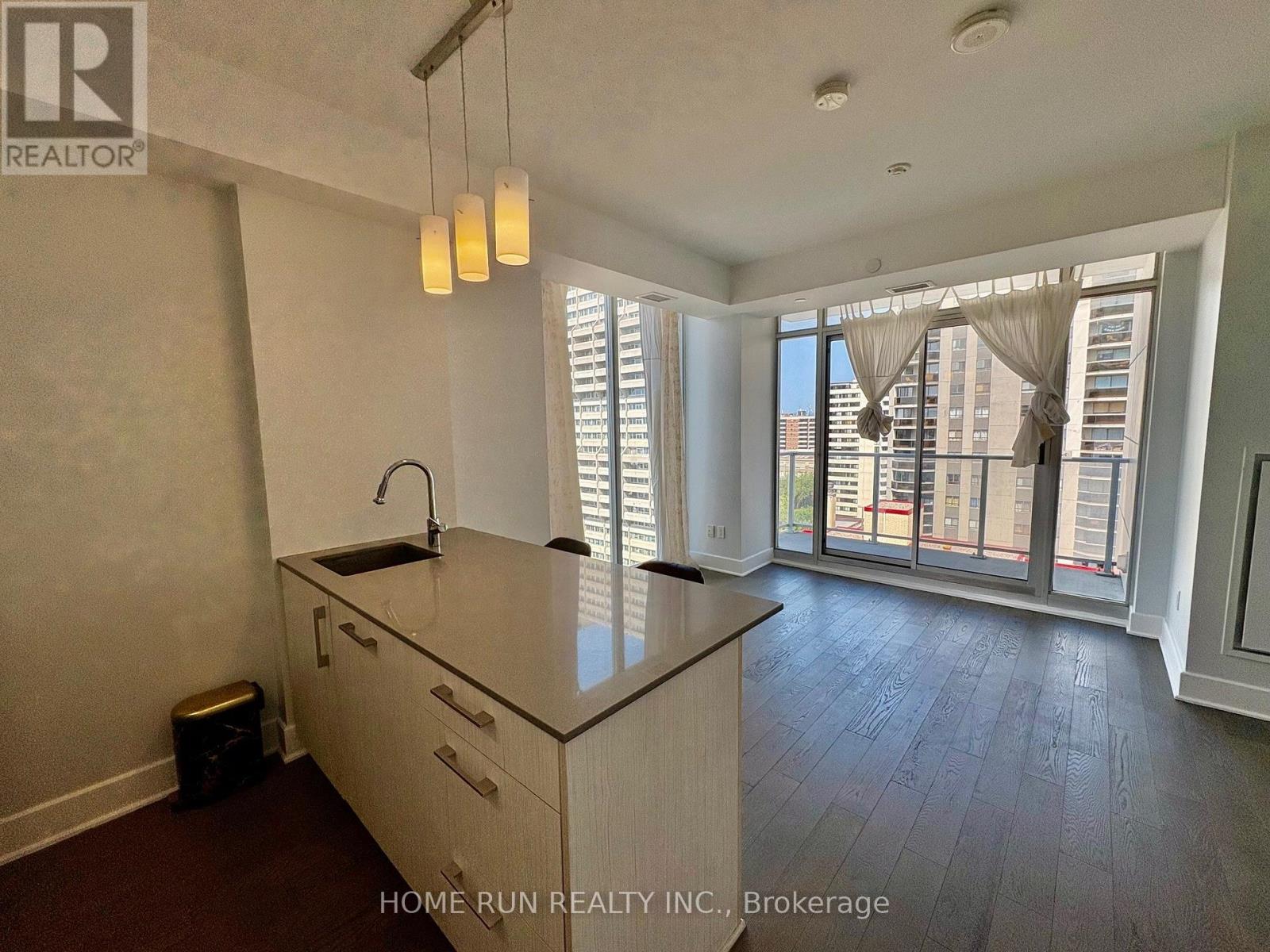 3 - 255 Bay Street, Ottawa, Ontario  K1R 0C5 - Photo 12 - X12964618