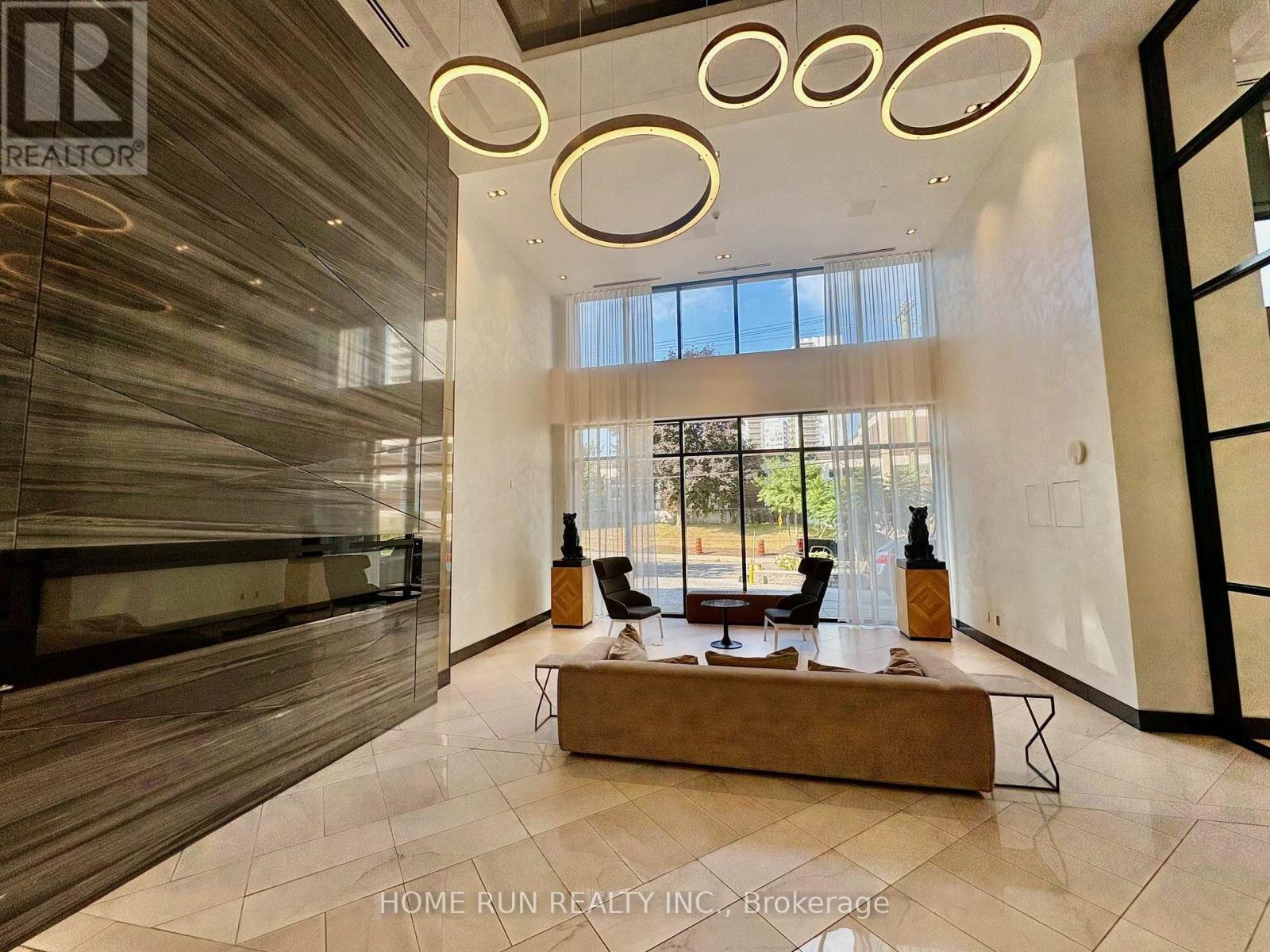 3 - 255 Bay Street, Ottawa, Ontario  K1R 0C5 - Photo 4 - X12964618