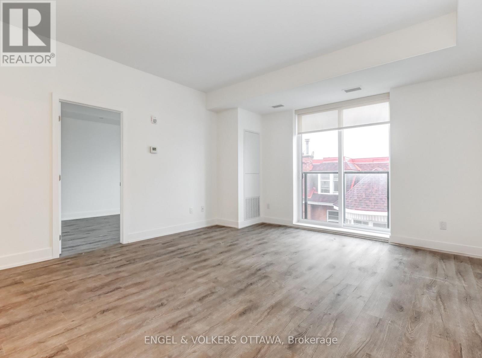 302 - 280 Crichton Street, Ottawa, Ontario  K1M 1W4 - Photo 10 - X12964640