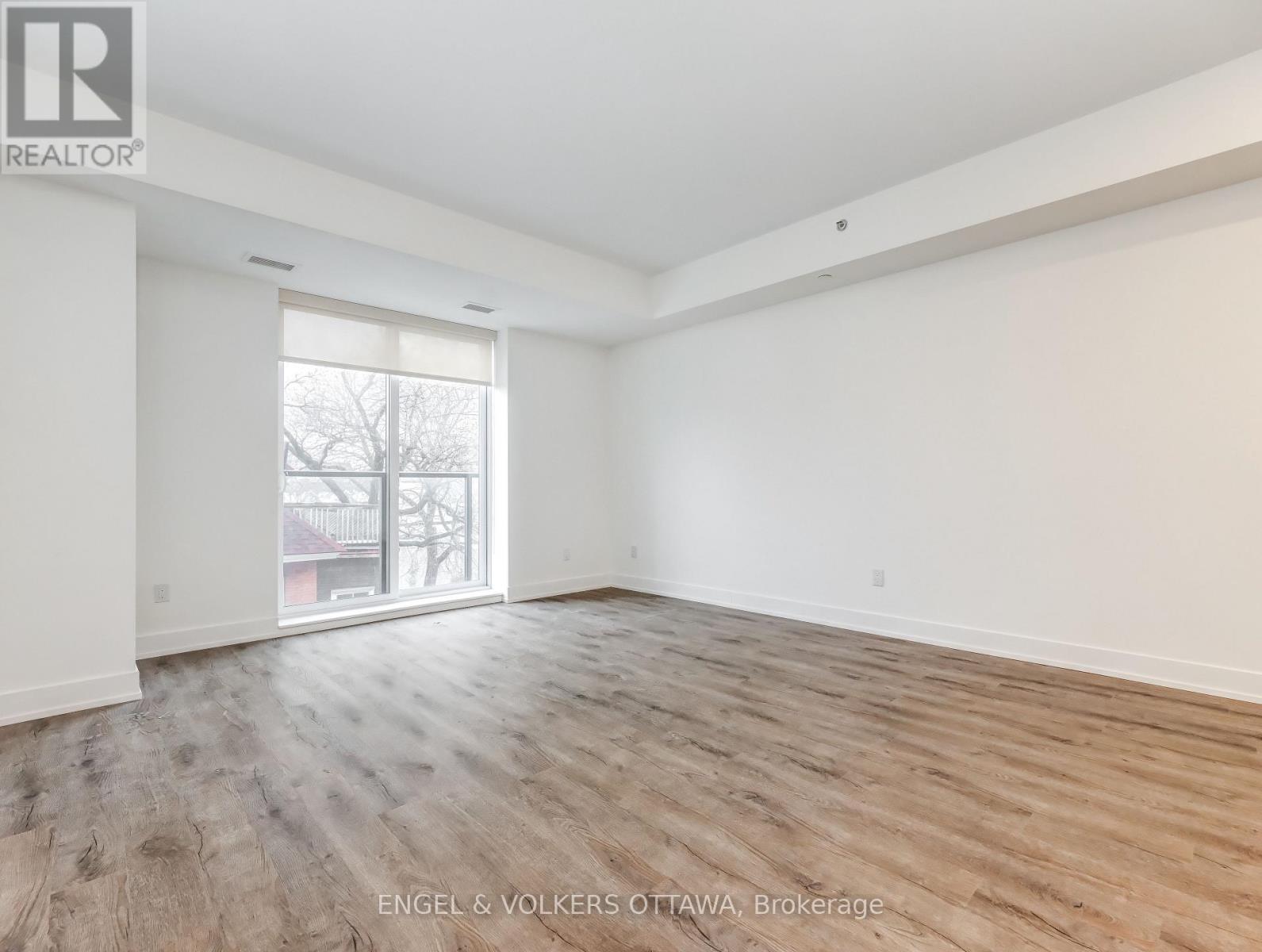 302 - 280 Crichton Street, Ottawa, Ontario  K1M 1W4 - Photo 11 - X12964640