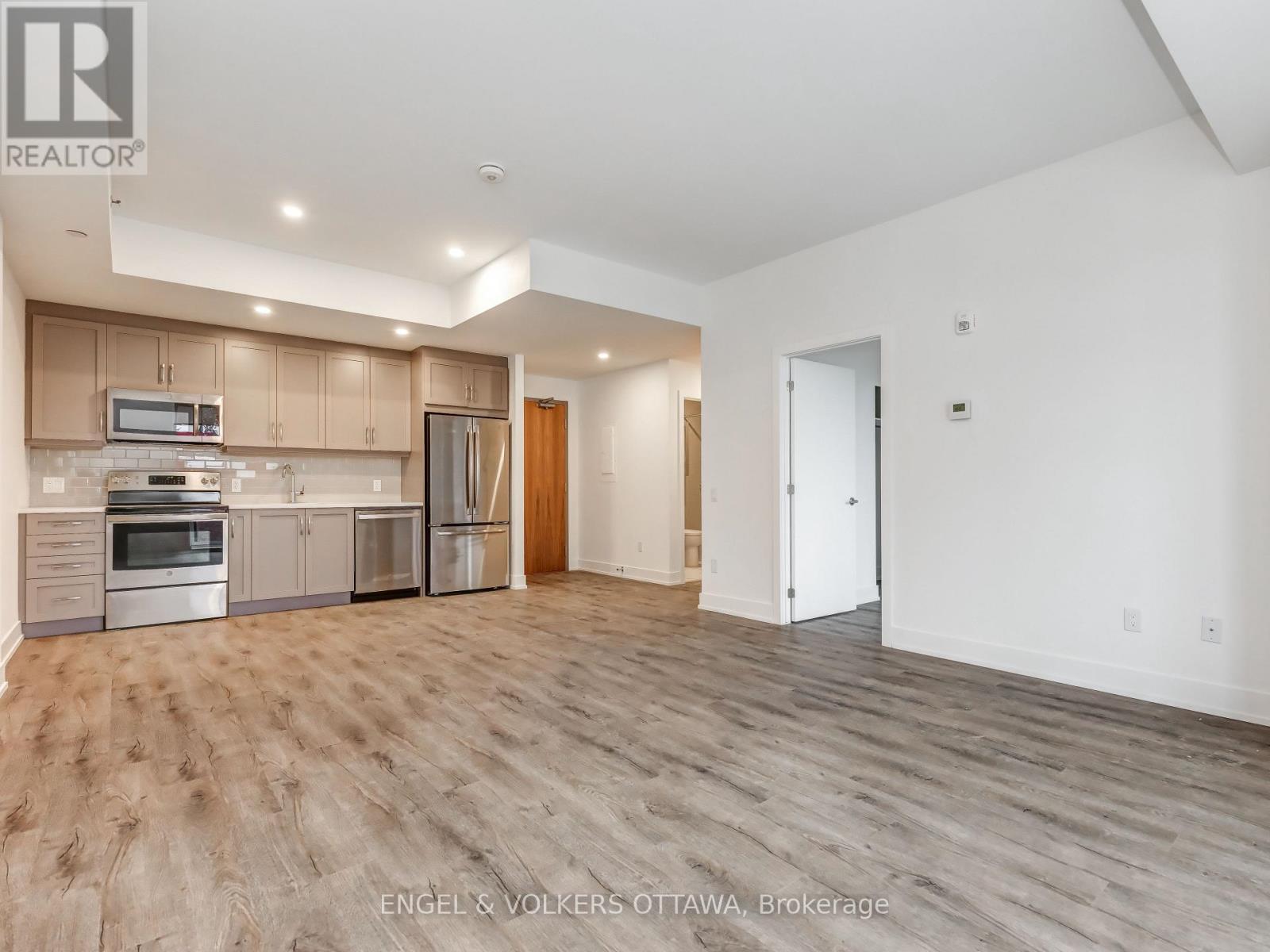 302 - 280 Crichton Street, Ottawa, Ontario  K1M 1W4 - Photo 12 - X12964640