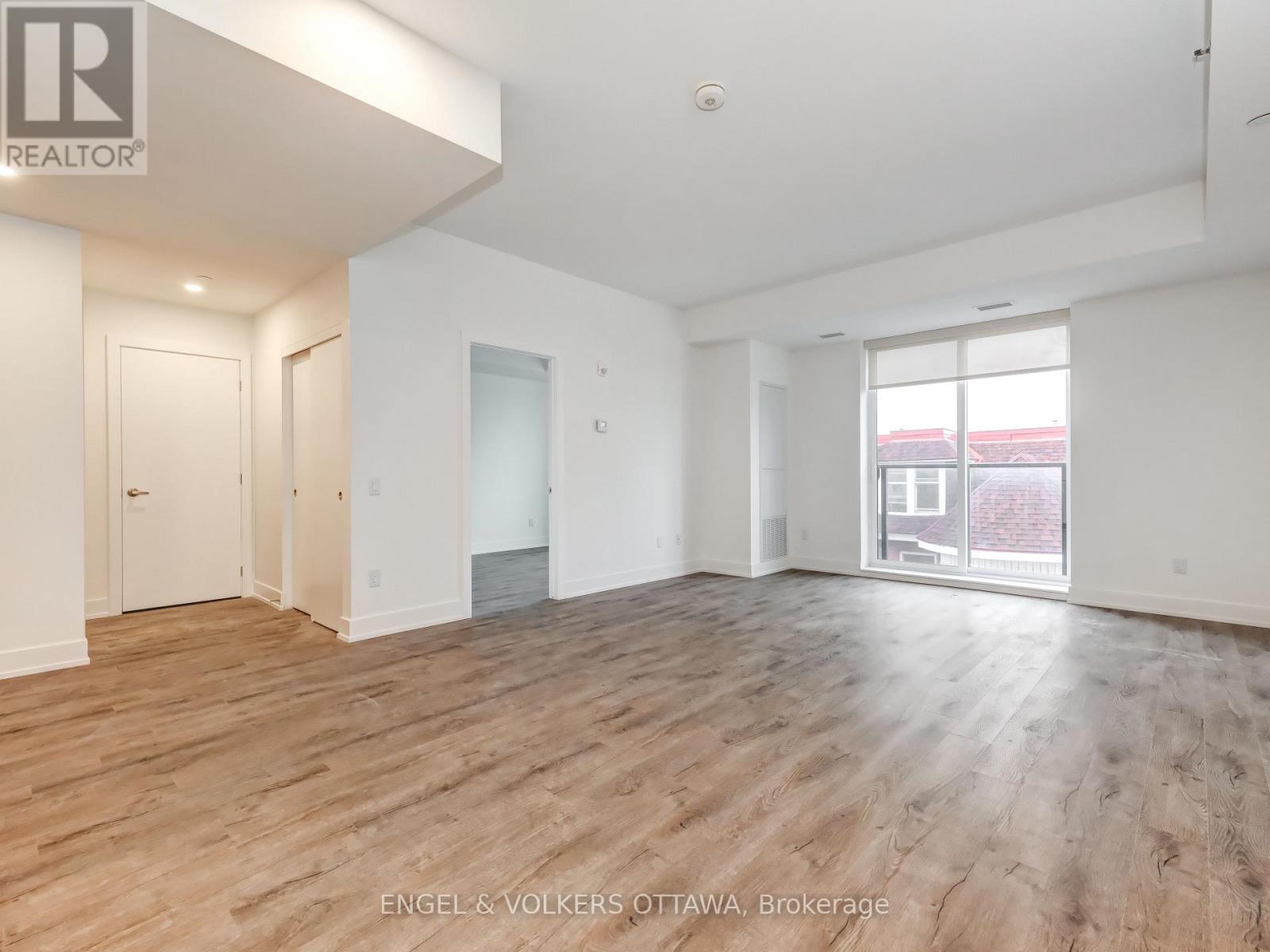 302 - 280 Crichton Street, Ottawa, Ontario  K1M 1W4 - Photo 9 - X12964640