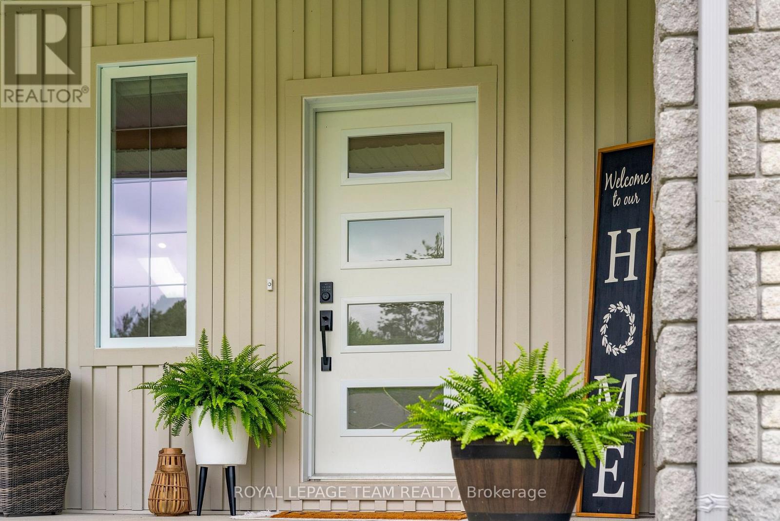 108 Royal Troon Lane, Ottawa, Ontario  K0A 1T0 - Photo 3 - X12964702