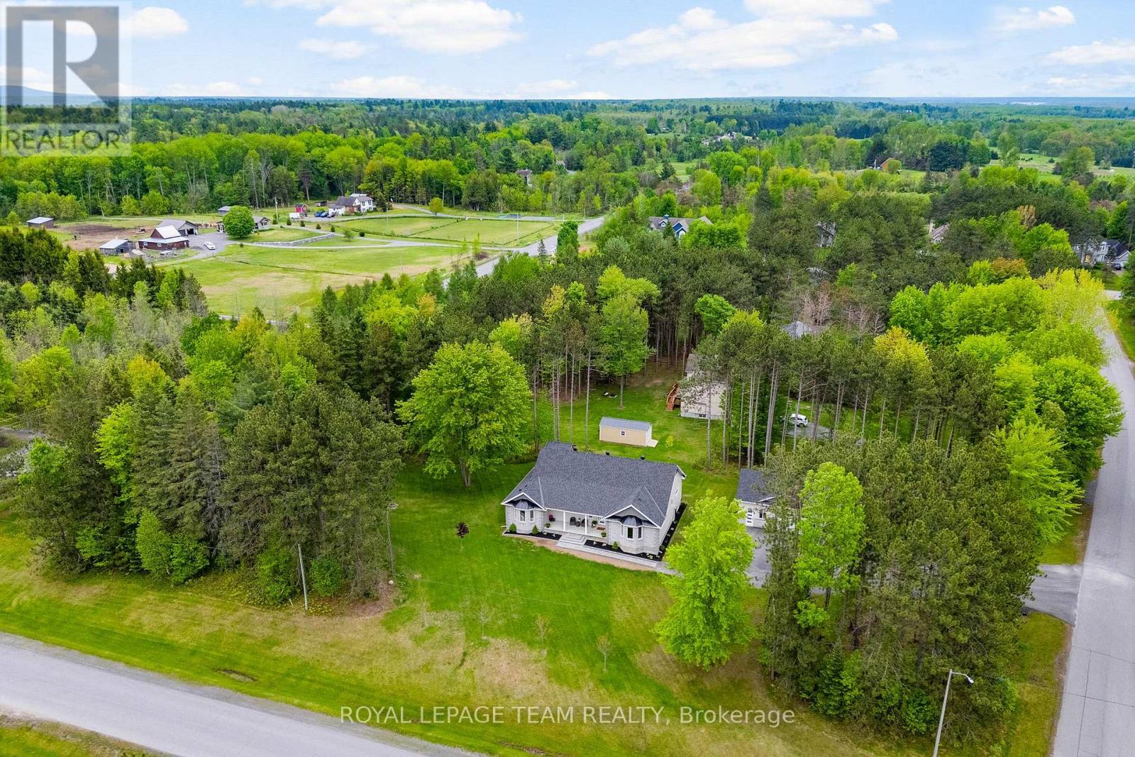 108 Royal Troon Lane, Ottawa, Ontario  K0A 1T0 - Photo 45 - X12964702