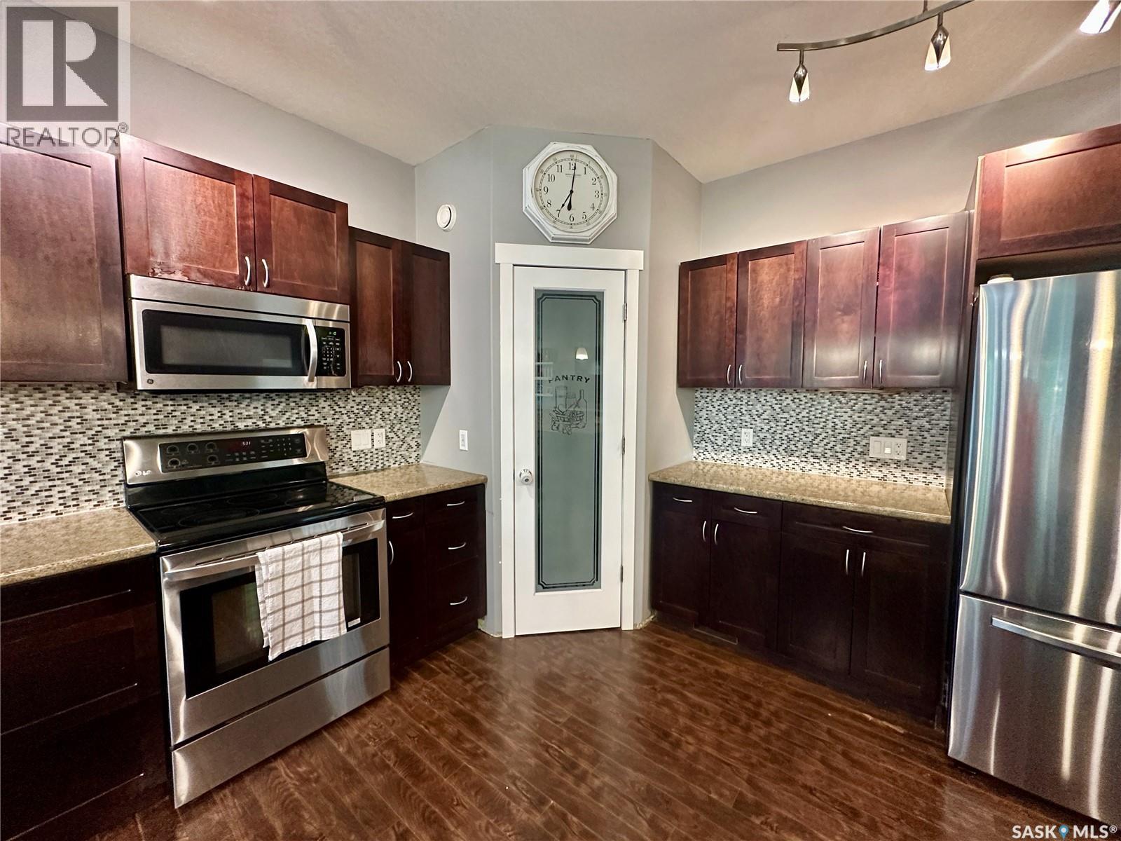 205 Roberts Avenue, Canora, Saskatchewan  S0A 0L0 - Photo 8 - SK032223