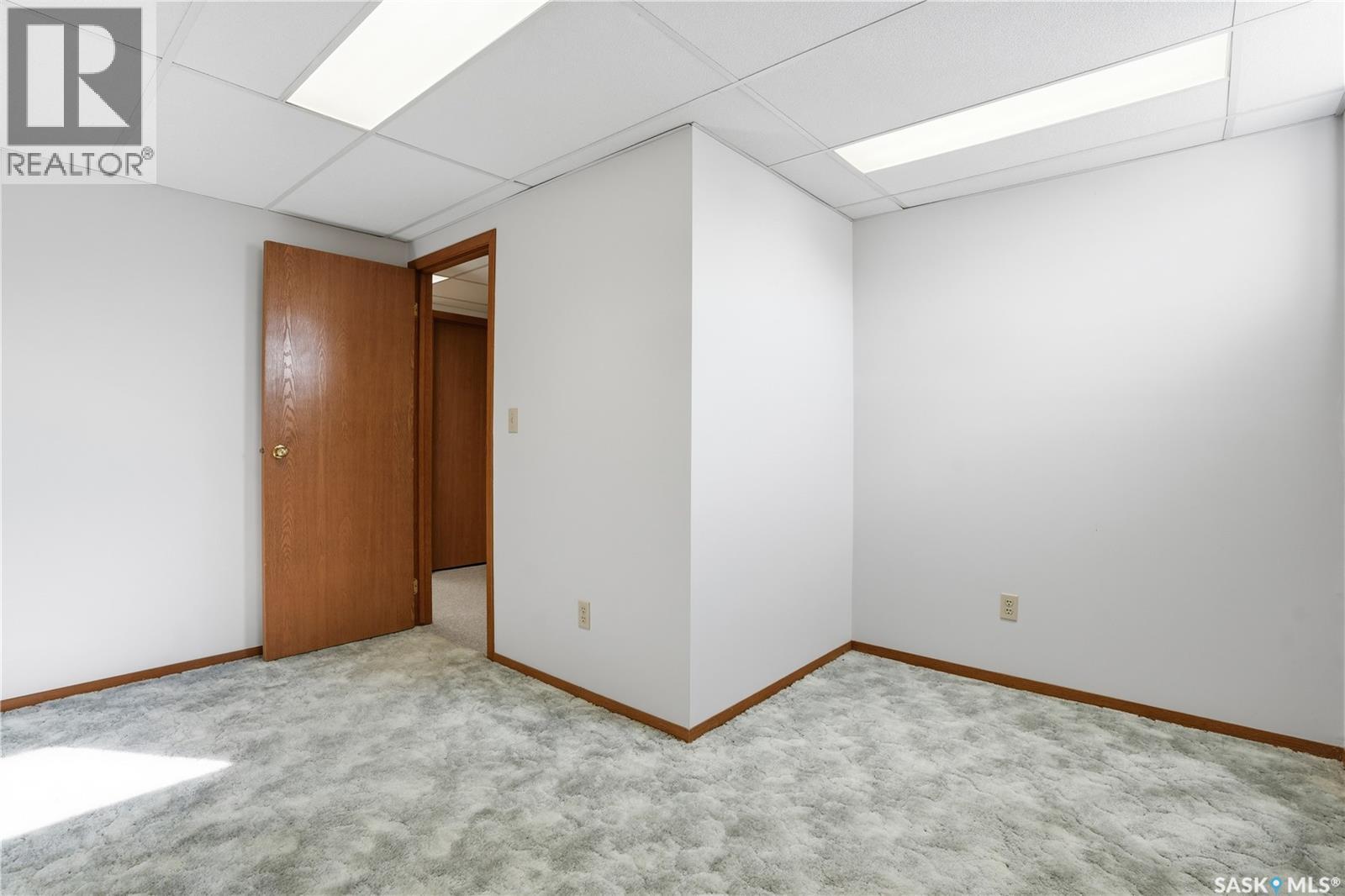 681 Canada Street, Central Butte, Saskatchewan  S0H 0T0 - Photo 29 - SK032097