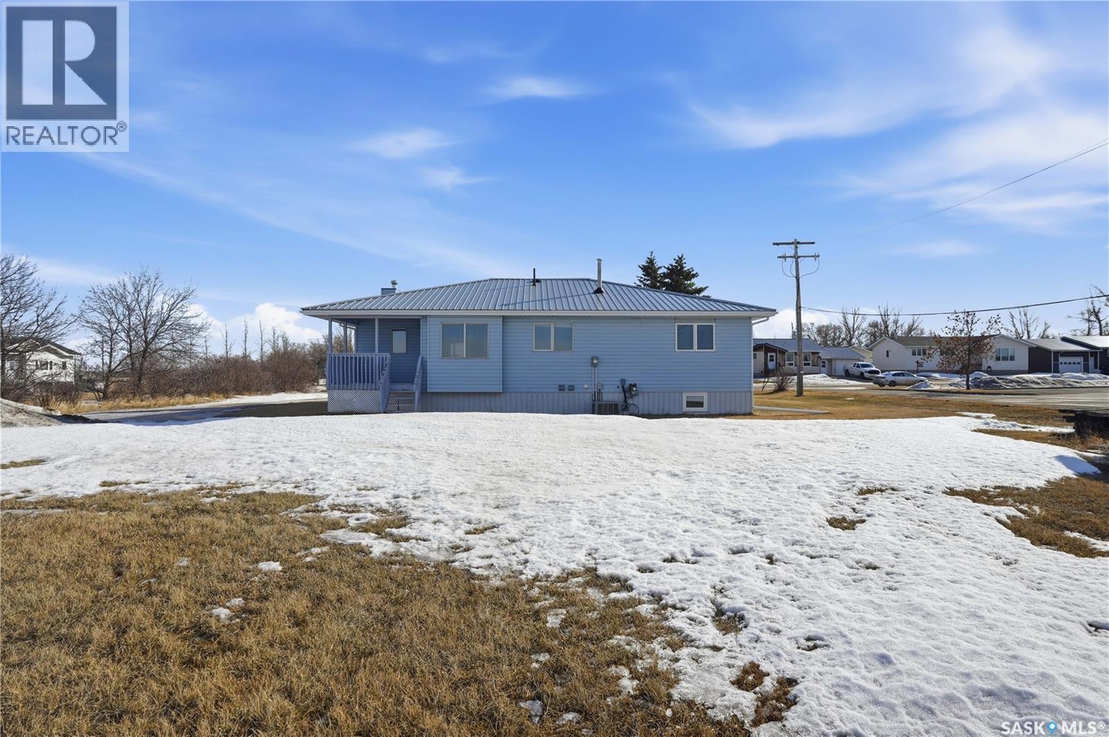 681 Canada Street, Central Butte, Saskatchewan  S0H 0T0 - Photo 47 - SK032097