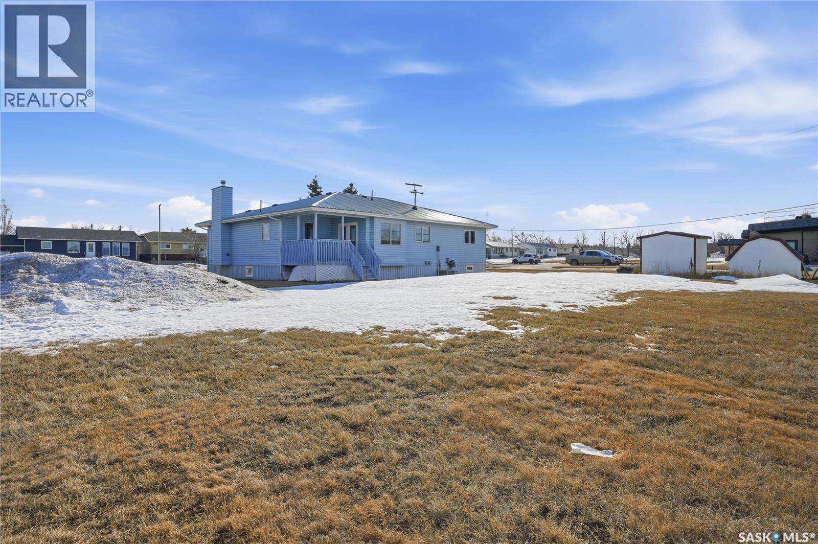 681 Canada Street, Central Butte, Saskatchewan  S0H 0T0 - Photo 48 - SK032097