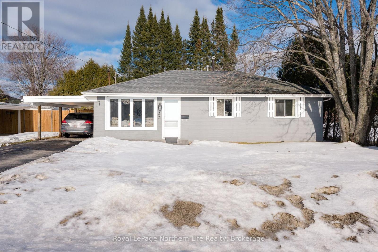 22 PRINCE EDWARD DRIVE, North Bay, Ontario