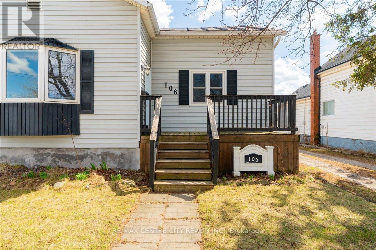 106 Metcalfe Street E, Strathroy-Caradoc, Ontario  N7G 1P3 - Photo 3 - X12963996