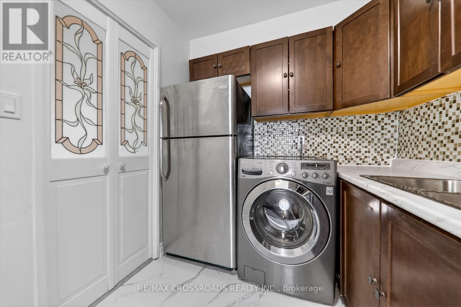 1109 - 1 Massey Square, Toronto, Ontario  M4C 5L4 - Photo 19 - E12802456