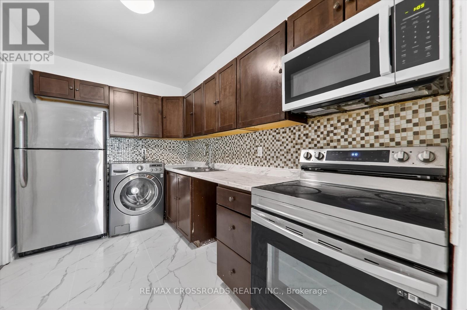 1109 - 1 Massey Square, Toronto, Ontario  M4C 5L4 - Photo 18 - E12802456