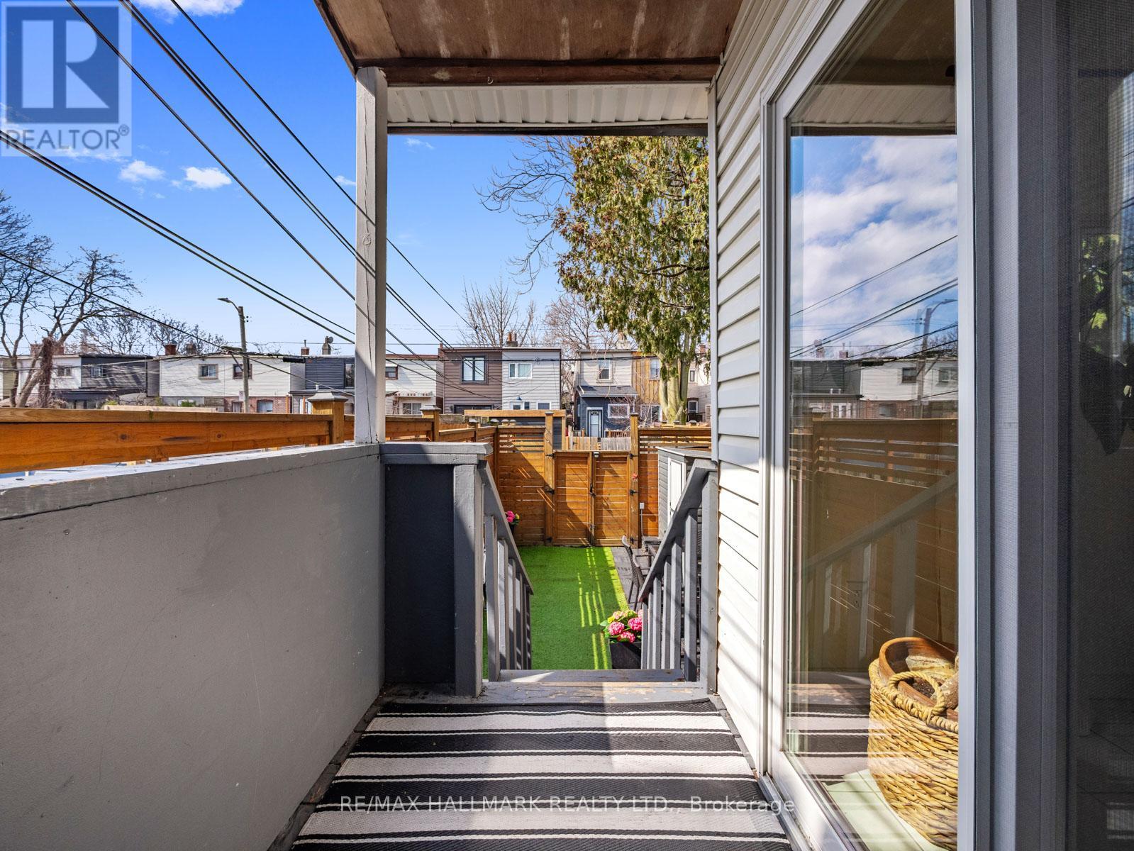 38 Larchmount Avenue, Toronto, Ontario  M4M 2Y7 - Photo 26 - E12963744