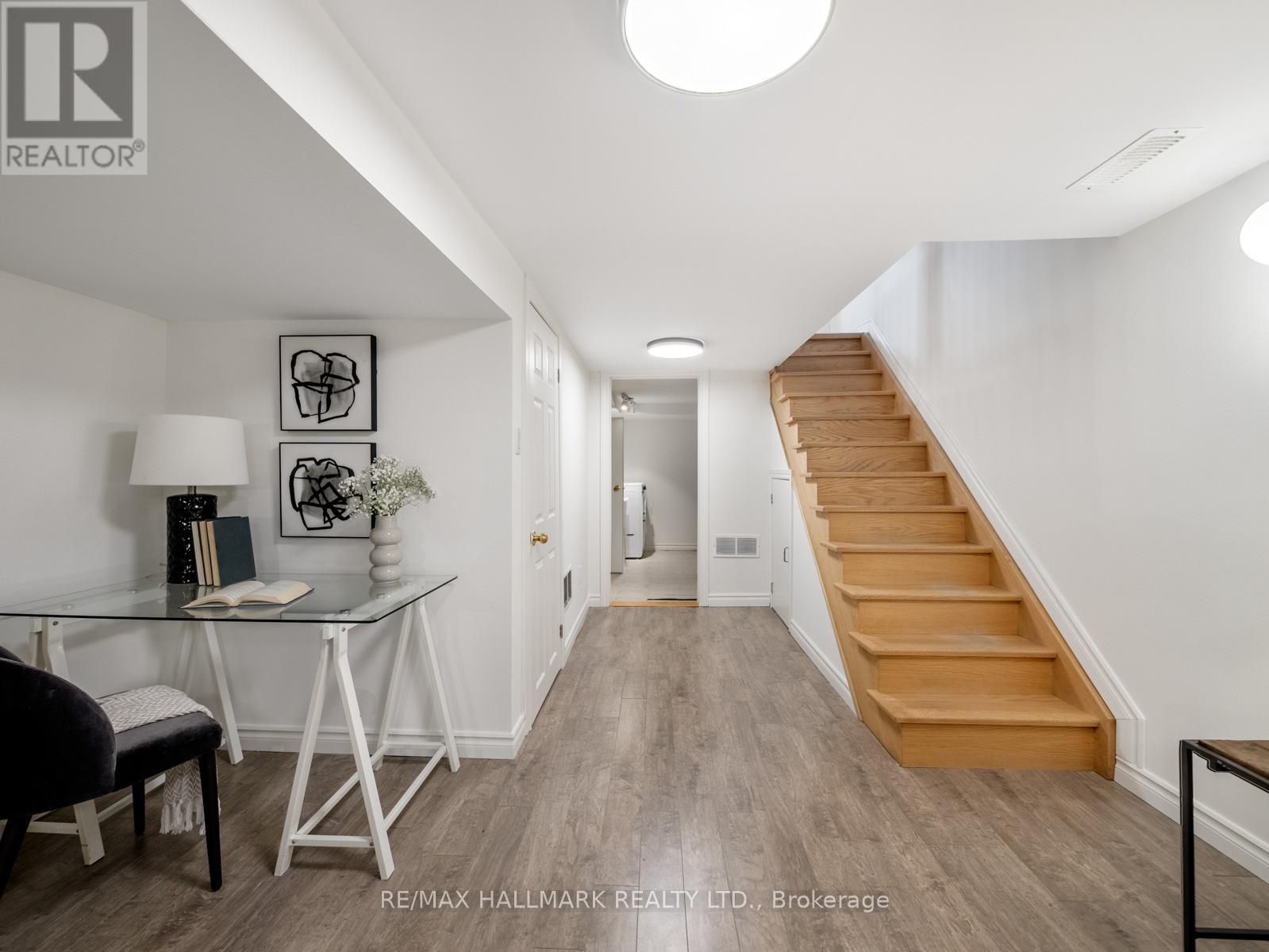 38 Larchmount Avenue, Toronto, Ontario  M4M 2Y7 - Photo 23 - E12963744