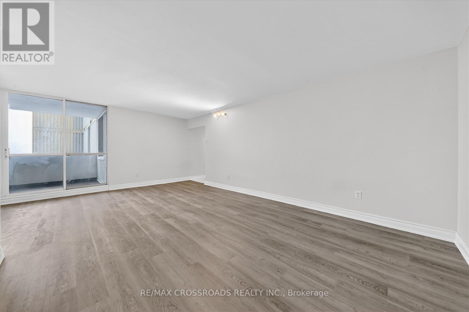 1109 - 1 Massey Square, Toronto, Ontario  M4C 5L4 - Photo 16 - E12802456