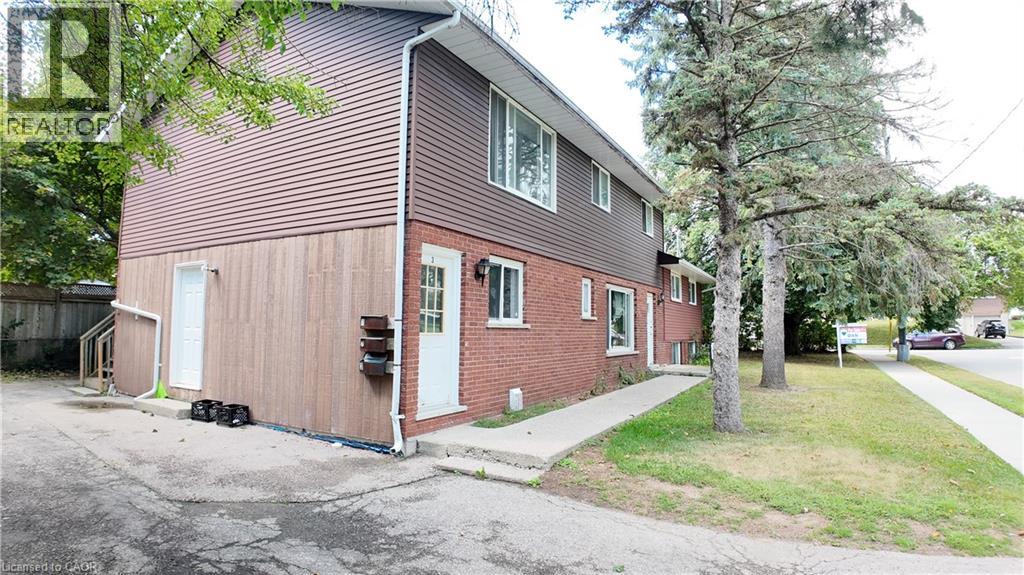 379 Holly Street, Waterloo, Ontario  N2L 4G5 - Photo 5 - 40818122