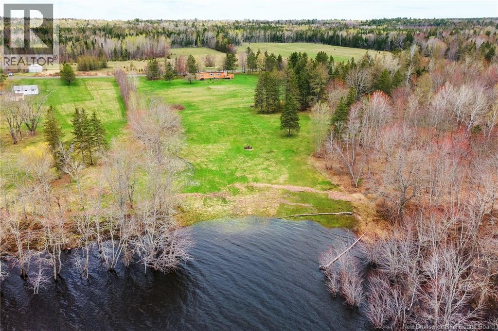 1520 Cox Point Road, Cumberland Bay, New Brunswick  E4A 2Z7 - Photo 9 - NB136610
