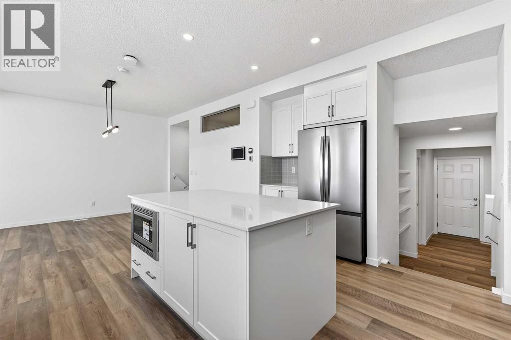 199 Corner Glen Crescent NE, Calgary, Alberta  T3N 2L8 - Photo 8 - A2275986