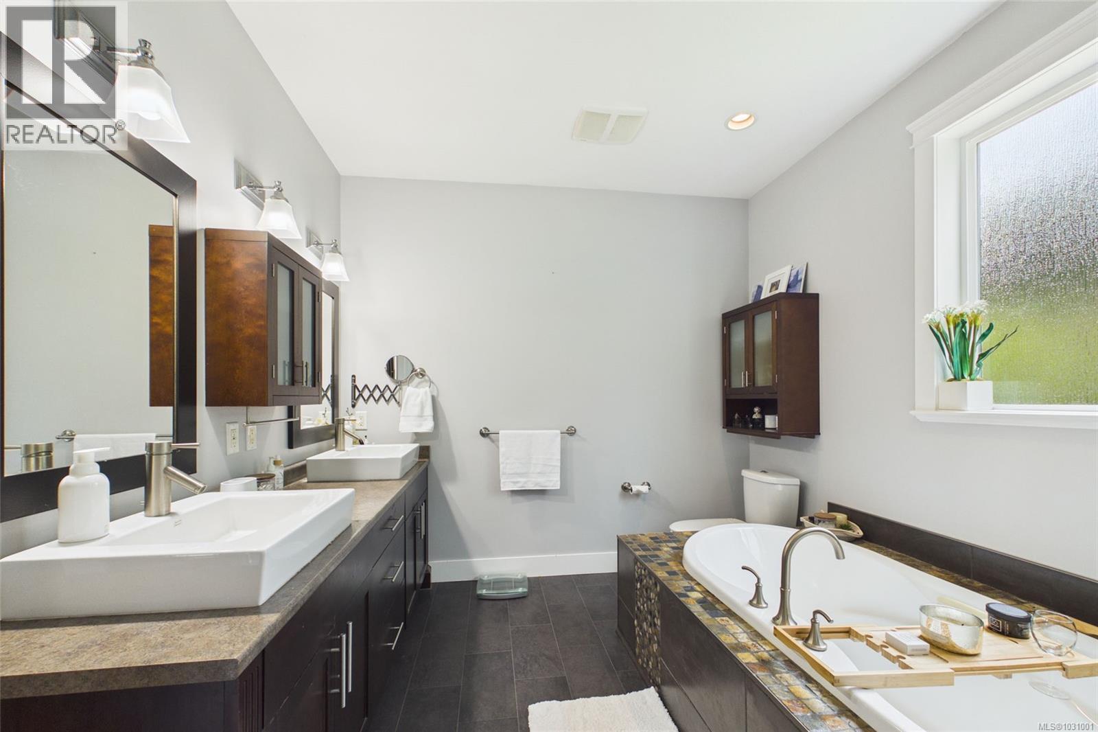 3373 Creekside Pl, Nanaimo, British Columbia  V9R 7C7 - Photo 30 - 1031001