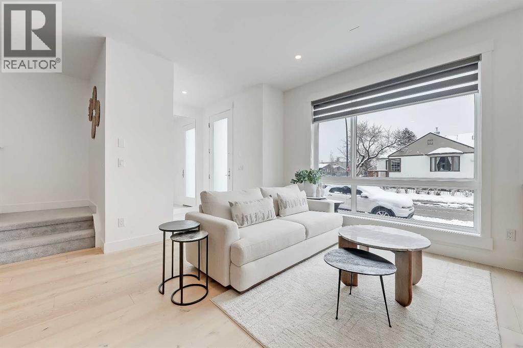 555 20 Street NW, Calgary, Alberta  T2N 4X8 - Photo 4 - A2292750