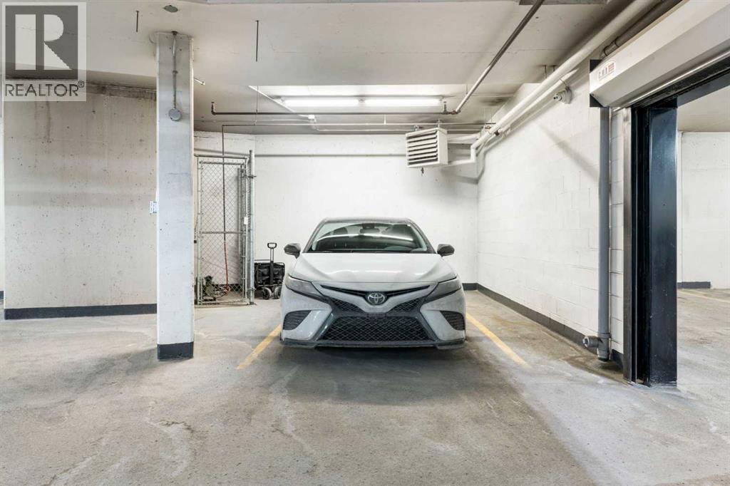 227, 15 Aspenmont Heights SW, Calgary, Alberta  T3H 0E3 - Photo 37 - A2293655