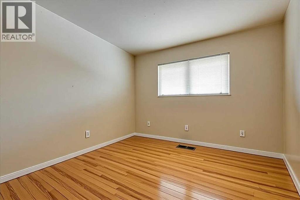 5929 West Park Crescent, Red Deer, Alberta  T4N 1E9 - Photo 7 - A2295991