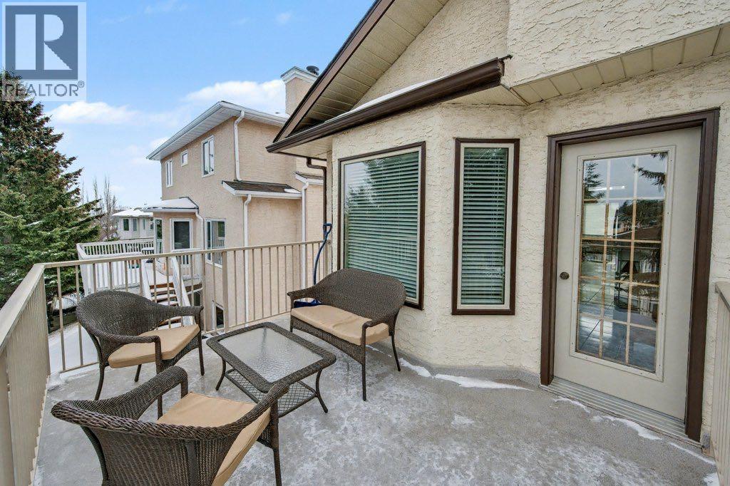 16 Straddock Crescent SW, Calgary, Alberta  T3H 2S8 - Photo 40 - A2297214