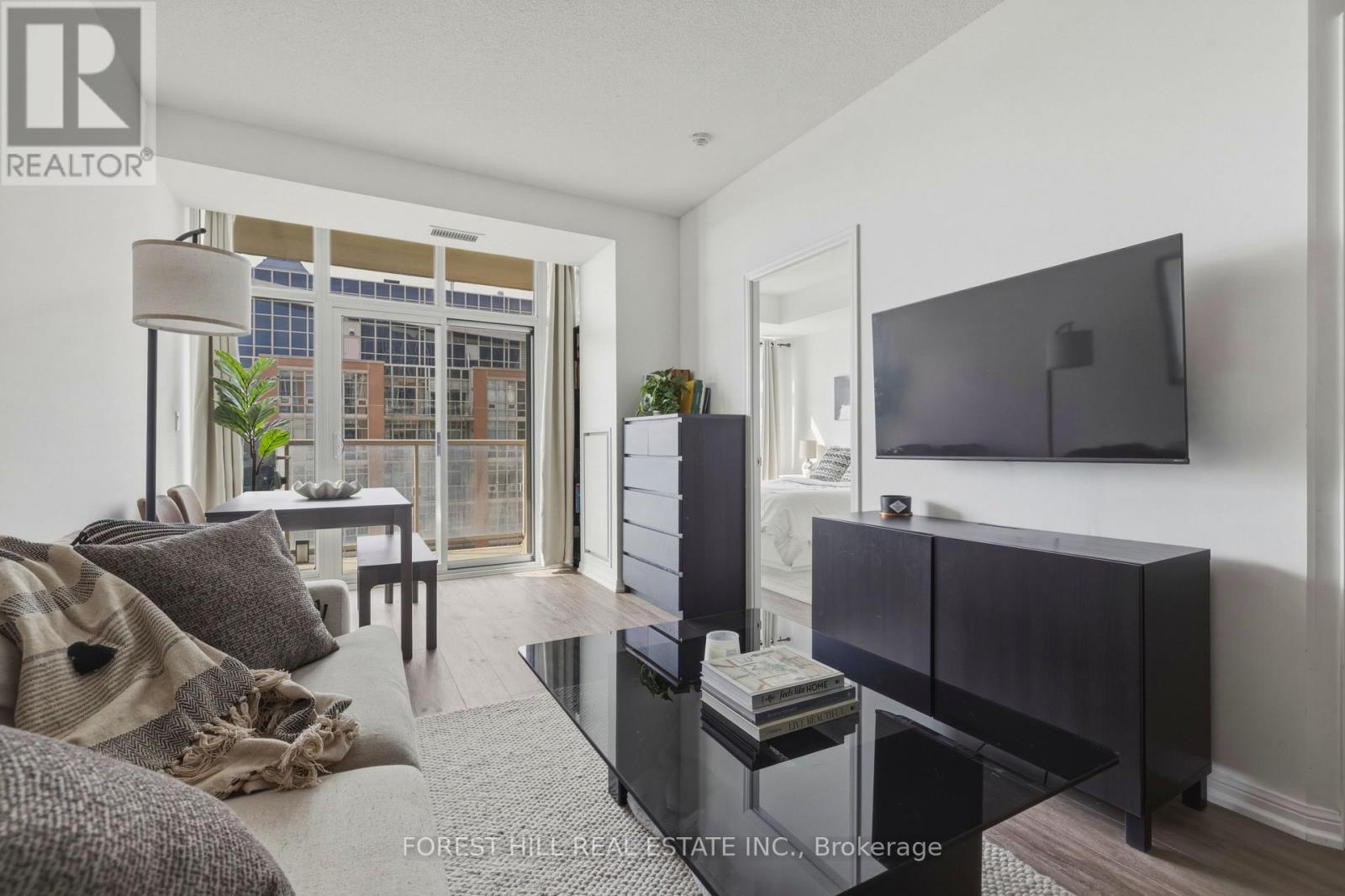 2207 - 75 East Liberty Street, Toronto, Ontario  M6K 3R3 - Photo 5 - C12964230