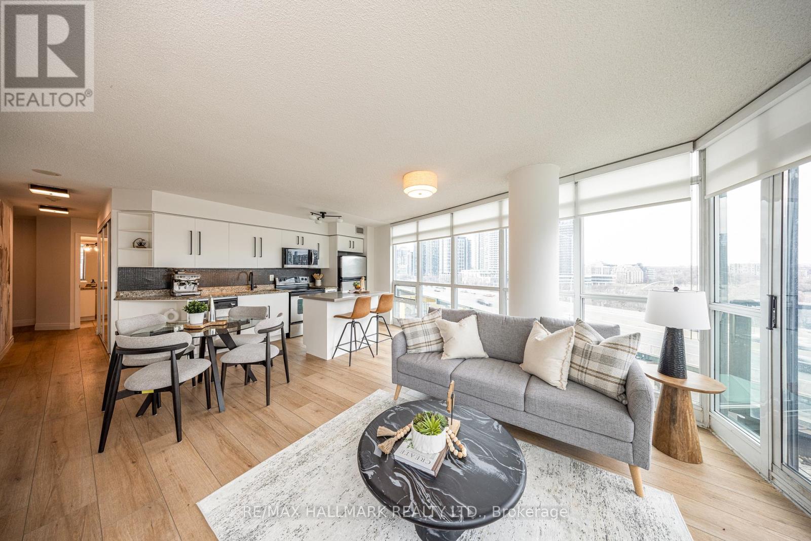 1120 - 231 Fort York Boulevard, Toronto, Ontario  M5V 1B2 - Photo 11 - C12964232