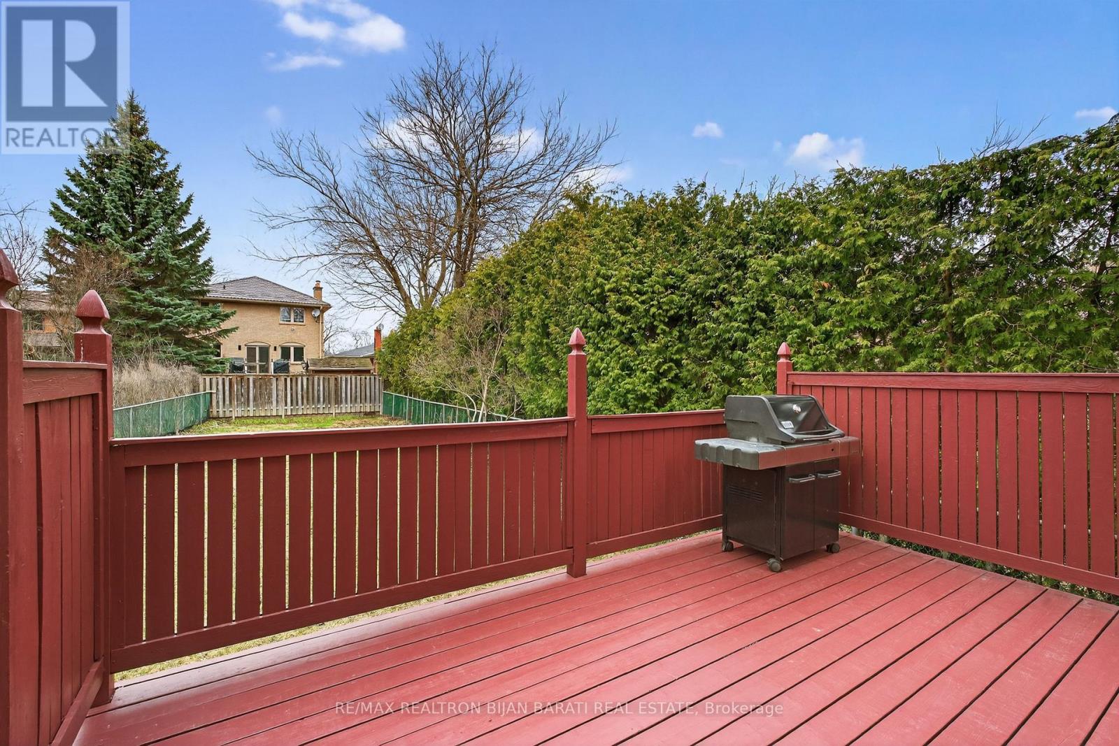 18 Tigerlily Court, Toronto, Ontario  M2M 4E4 - Photo 33 - C12964268