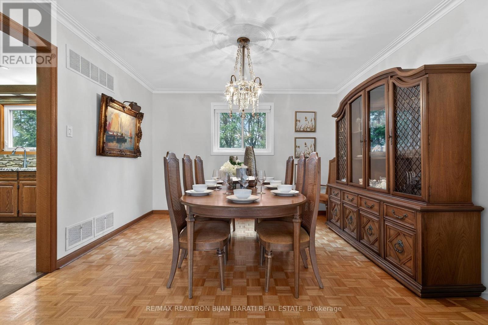 18 Tigerlily Court, Toronto, Ontario  M2M 4E4 - Photo 9 - C12964268